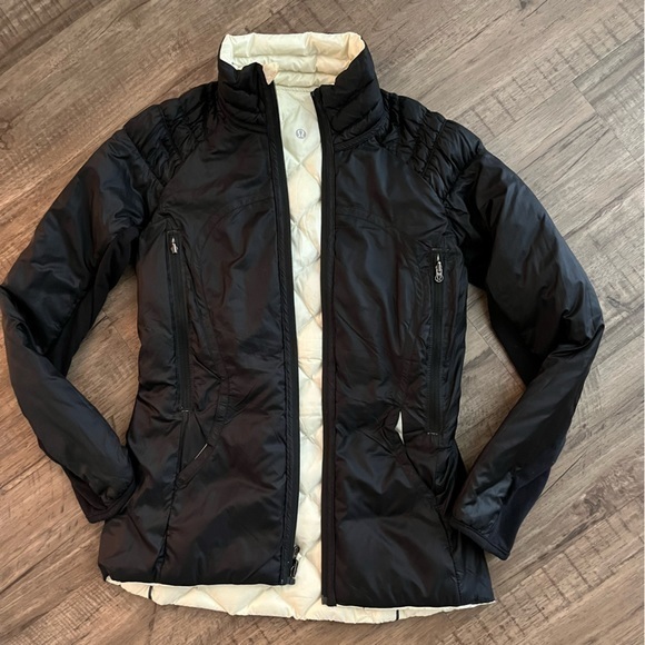Lululemon Reversible Coat - Picture 1 of 8